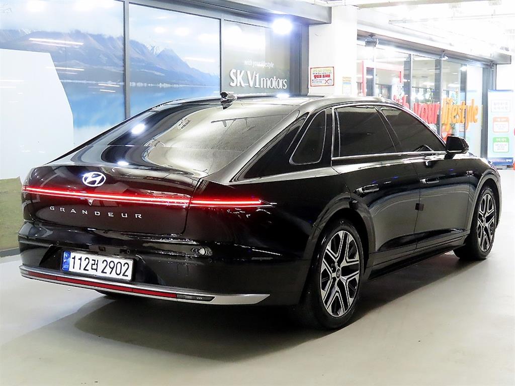 HYUNDAI Grandeur - Vista 4