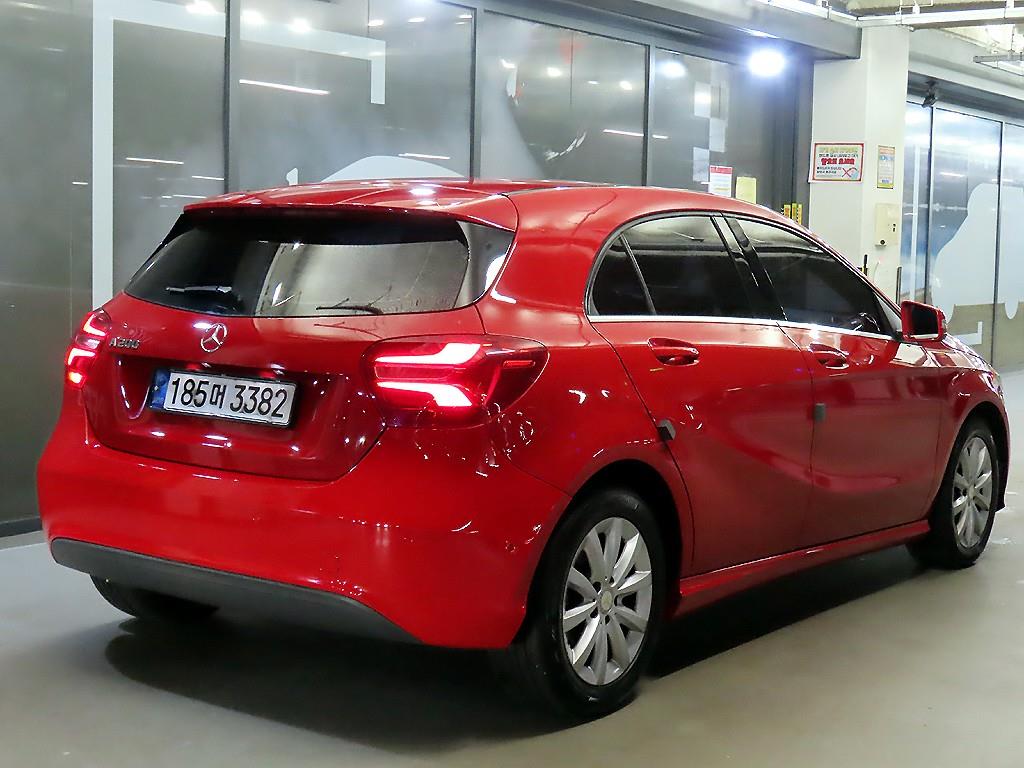 Mercedes Benz A Class - Vista 4