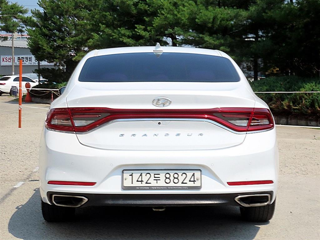 HYUNDAI Grandeur - Vista 4