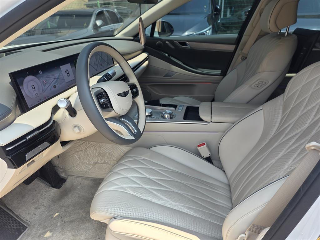 Genesis G80 - Vista 5