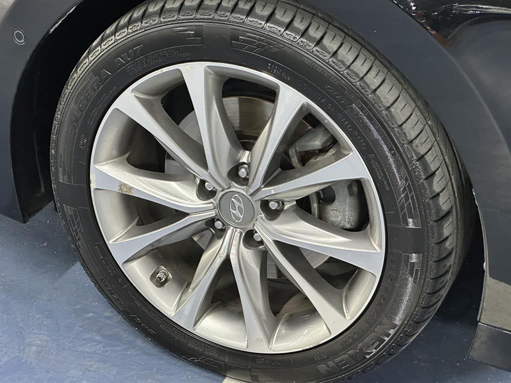 HYUNDAI Grandeur - Vista 5