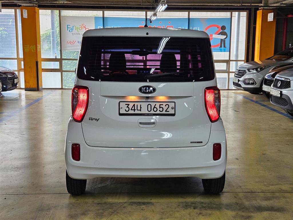 KIA Ray - Vista 4