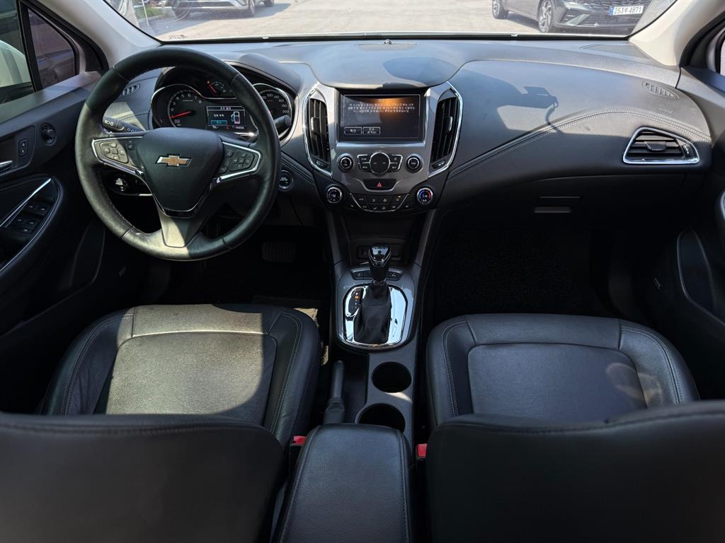 Chevrolet Cruze 1.4 Turbo LT Deluxe 9