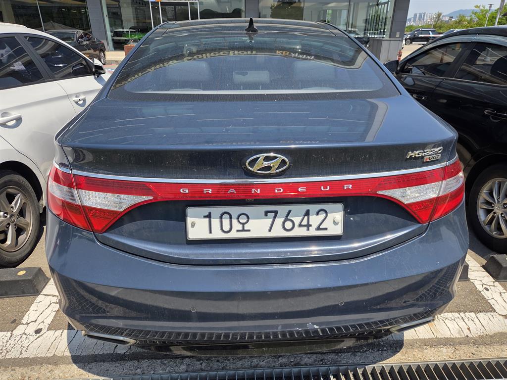HYUNDAI Grandeur - Vista 4