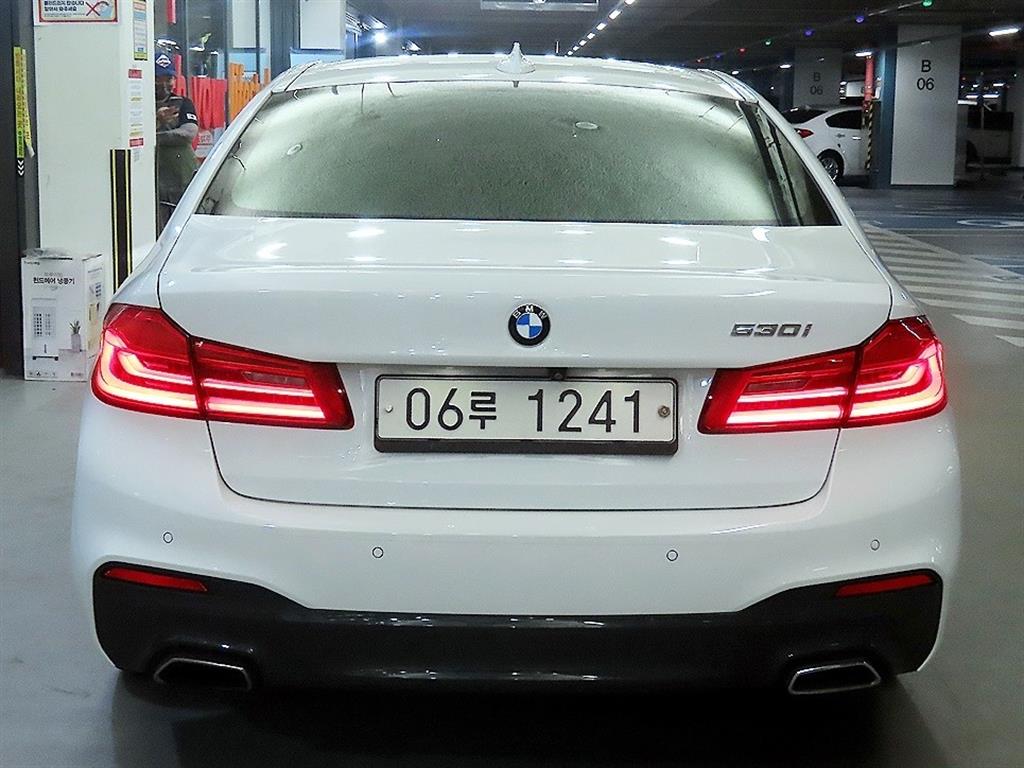 BMW 5 Series - Vista 5