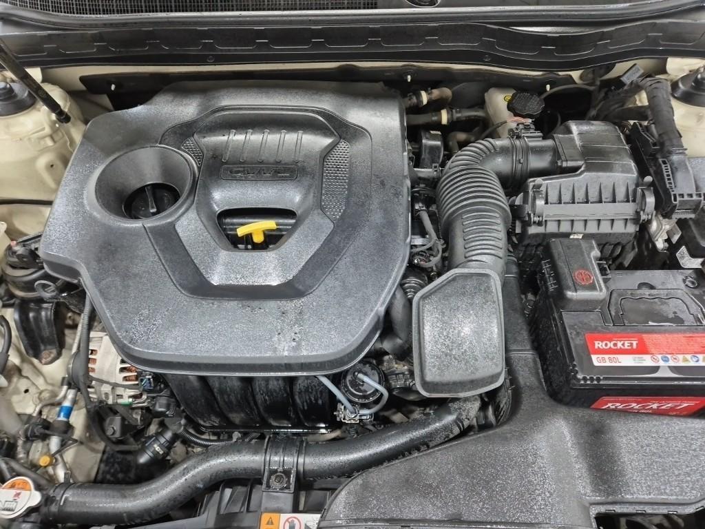 KIA K5 - Vista 5
