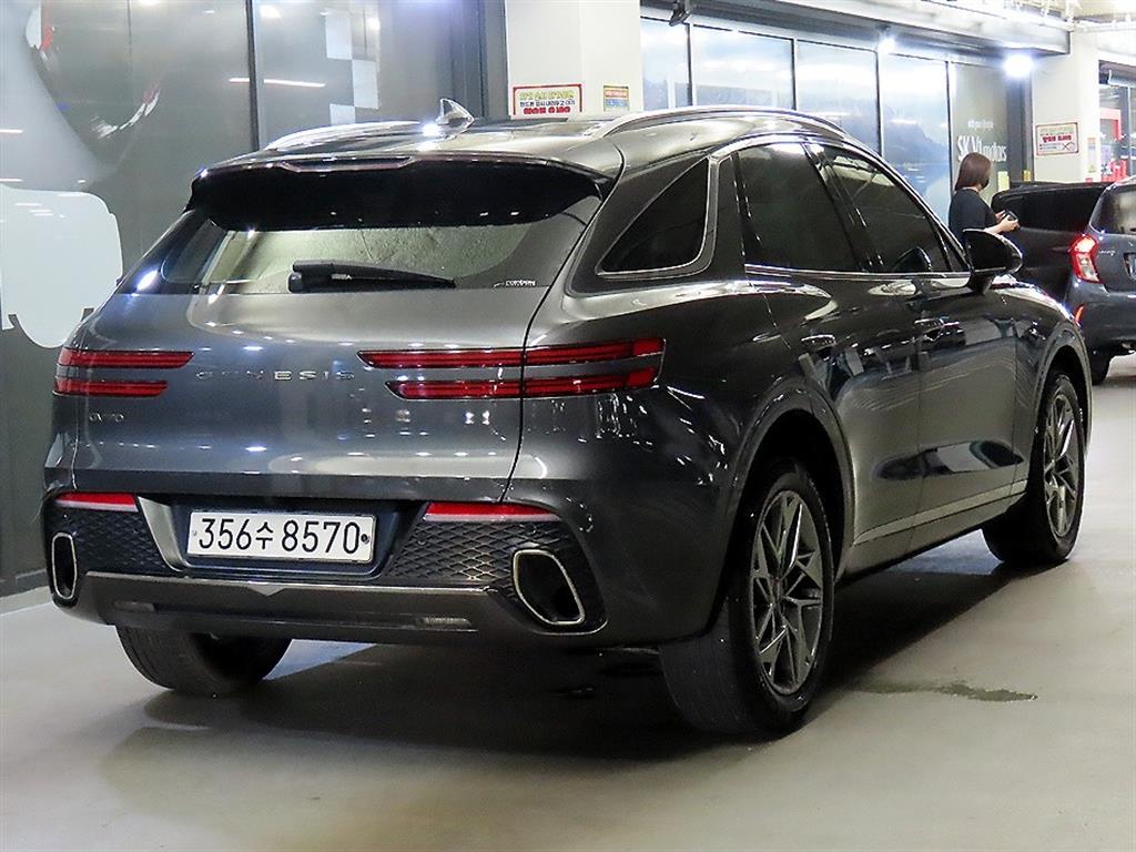 Genesis GV70 - Vista 4