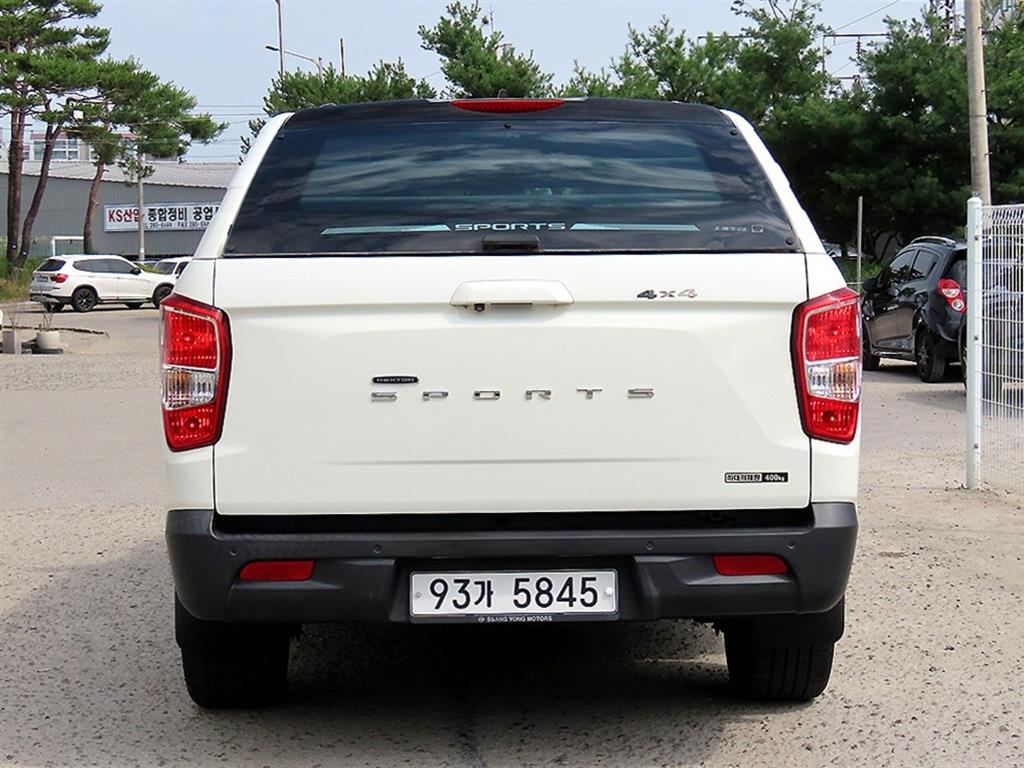 Ssangyong Rexton - Vista 4