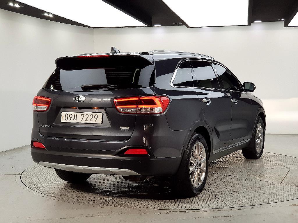 KIA Sorento - Vista 4