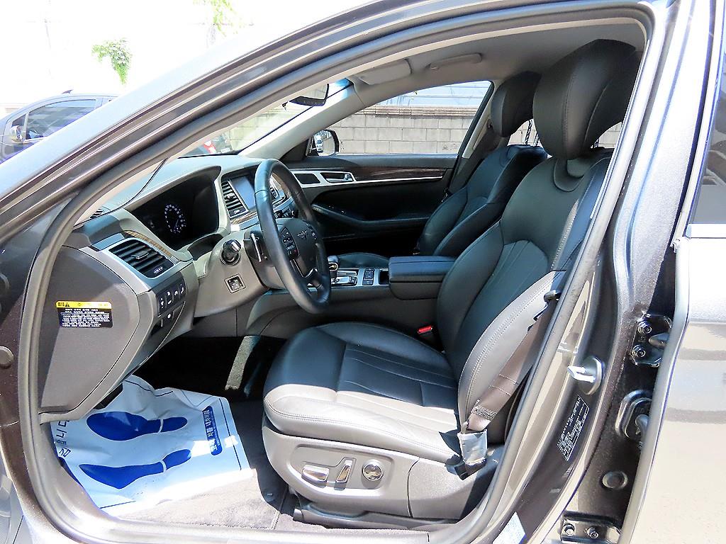 Genesis G80 - Vista 5