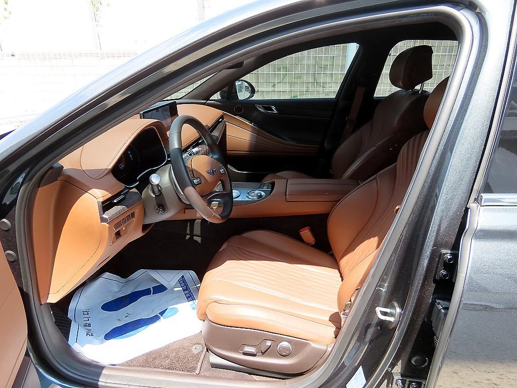 Genesis G80 - Vista 5
