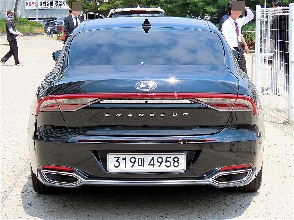HYUNDAI Grandeur - Vista 4