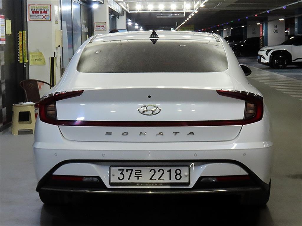 HYUNDAI Sonata - Vista 5