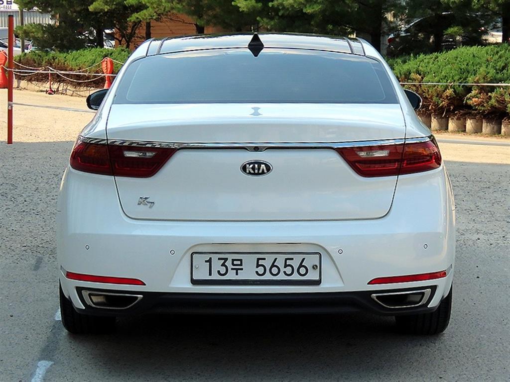 KIA K7 - Vista 4