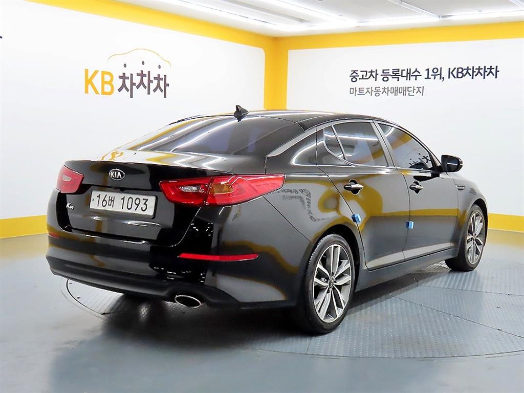 KIA K5 - Vista 4