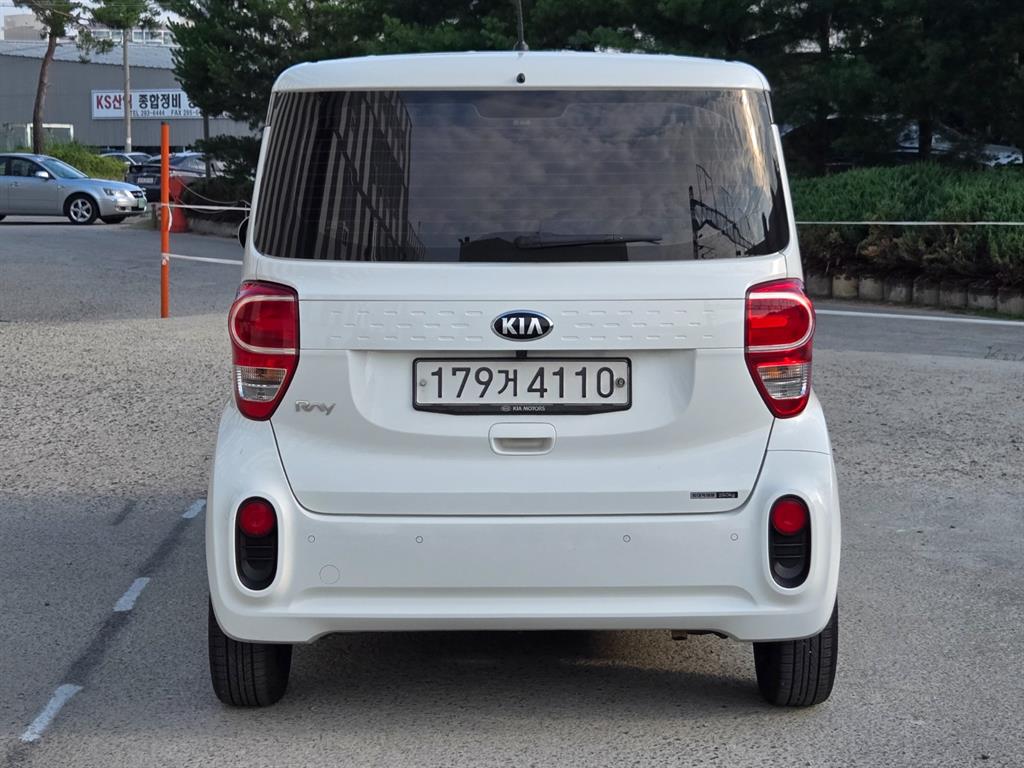 KIA Ray - Vista 4