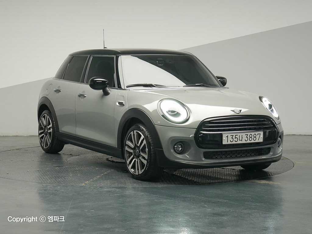 Mini Cooper - Vista 4
