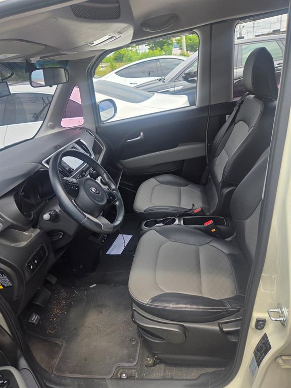 KIA Ray - Vista 4