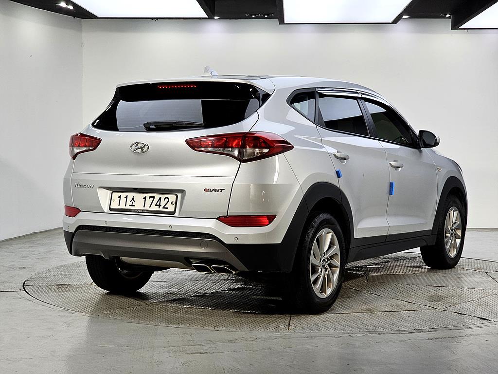 HYUNDAI Tucson - Vista 4