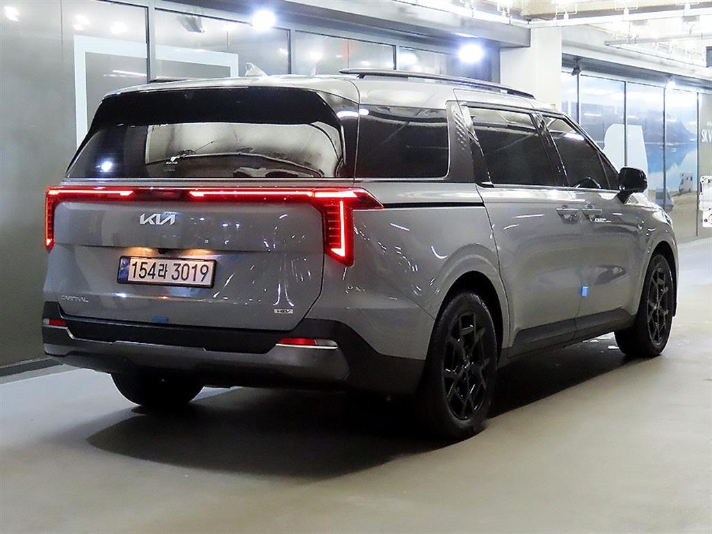 KIA Carnival - Vista 4