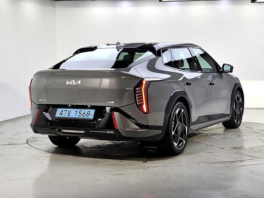 KIA EV4 - Vista 4