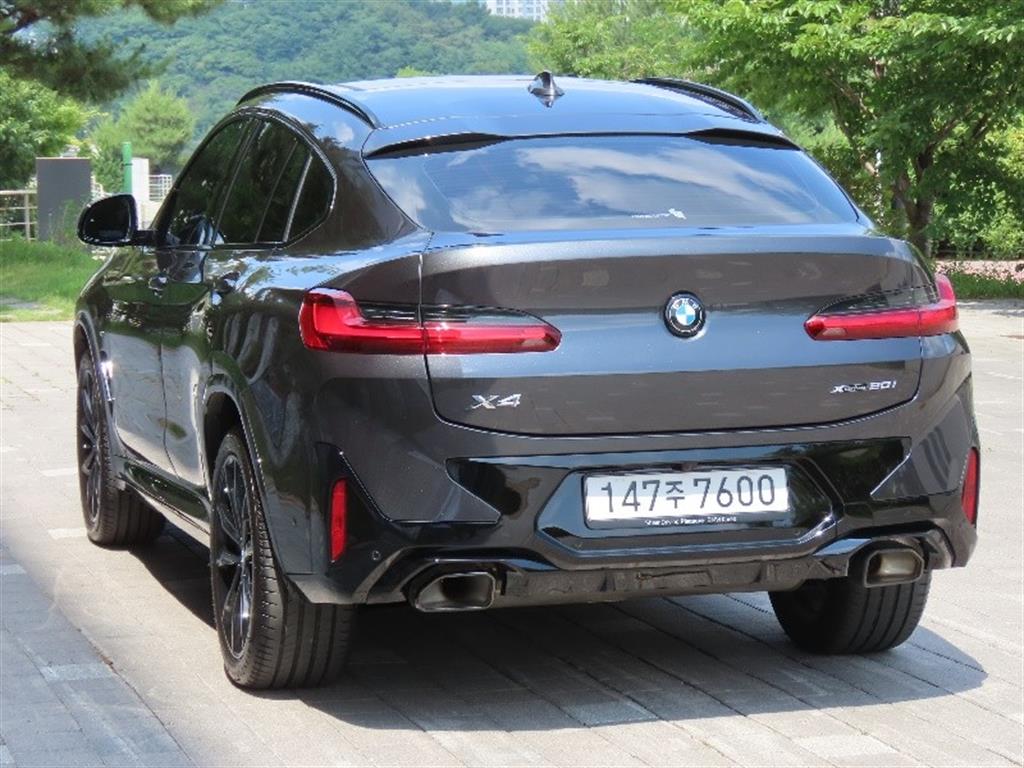 BMW X4 - Vista 4