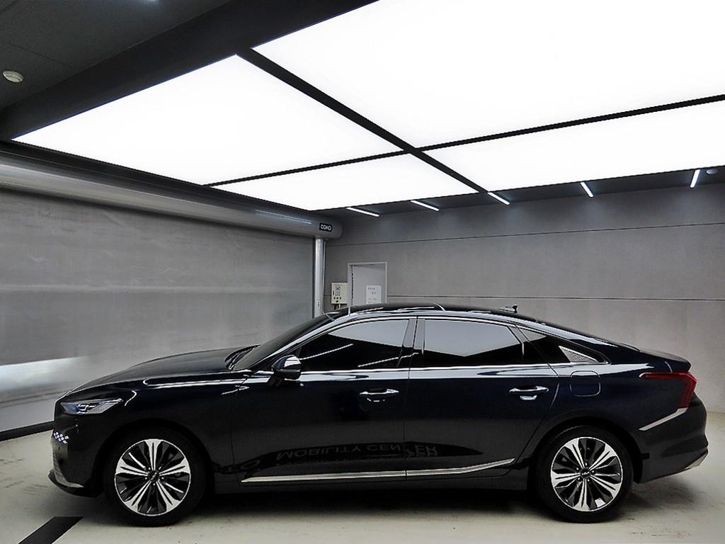 KIA K8 - Vista 4