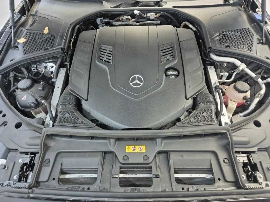 Mercedes Benz S Class - Vista 5