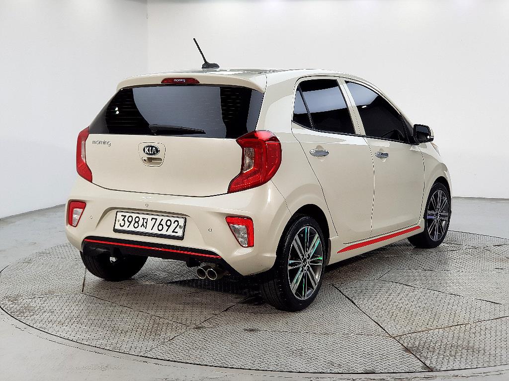 KIA Morning - Vista 4