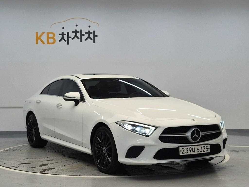 Mercedes Benz CLS Class - Vista 4
