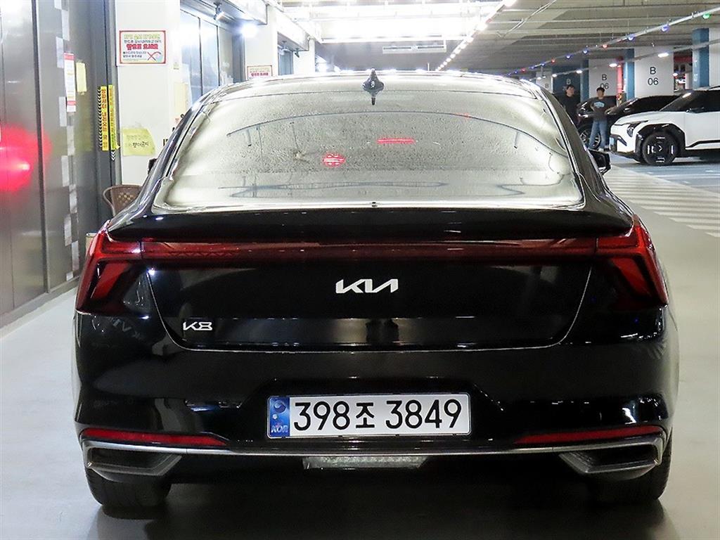 KIA K8 - Vista 5