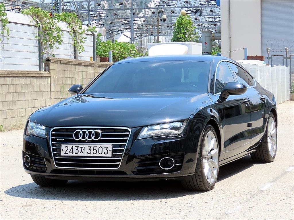아우디 A7 50 TFSI 콰트로 사진 2/20