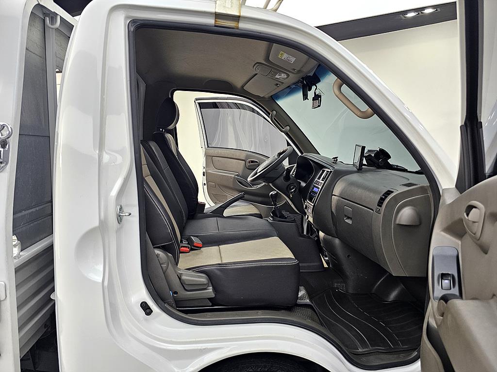 Small Truck Cargo (small) - Vista 5