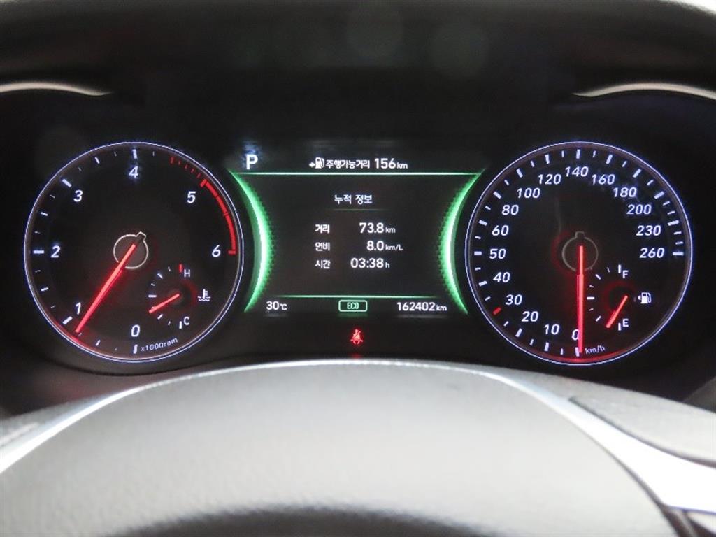 Genesis G70 - Vista 5