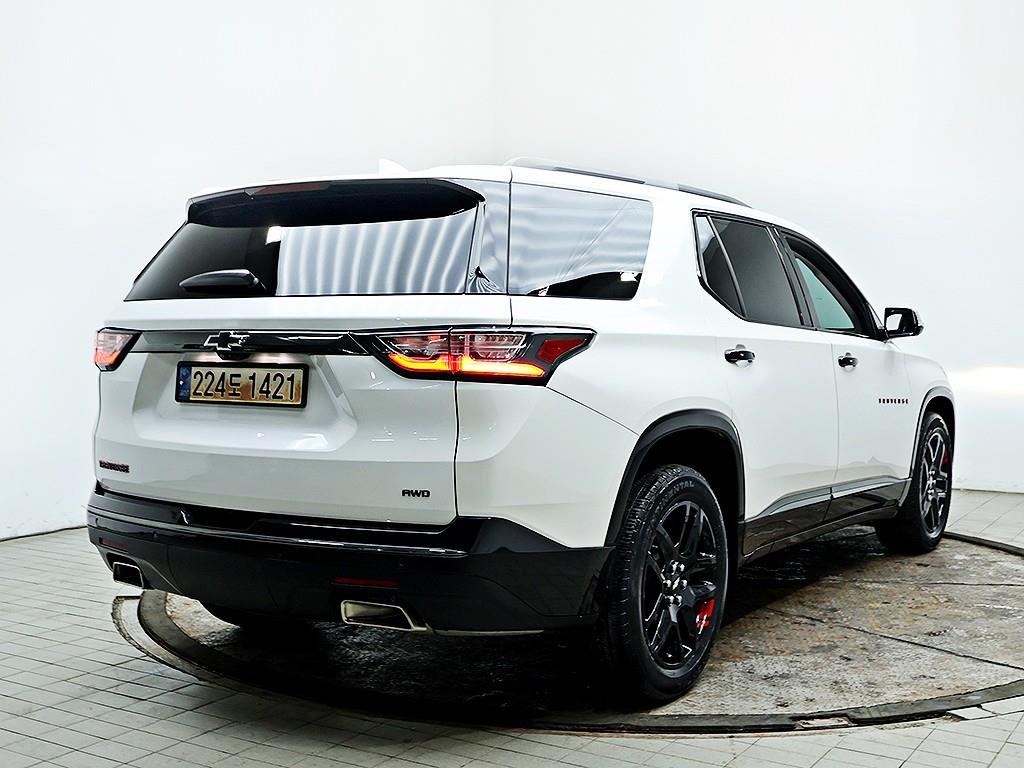 Chevrolet Travers - Vista 4