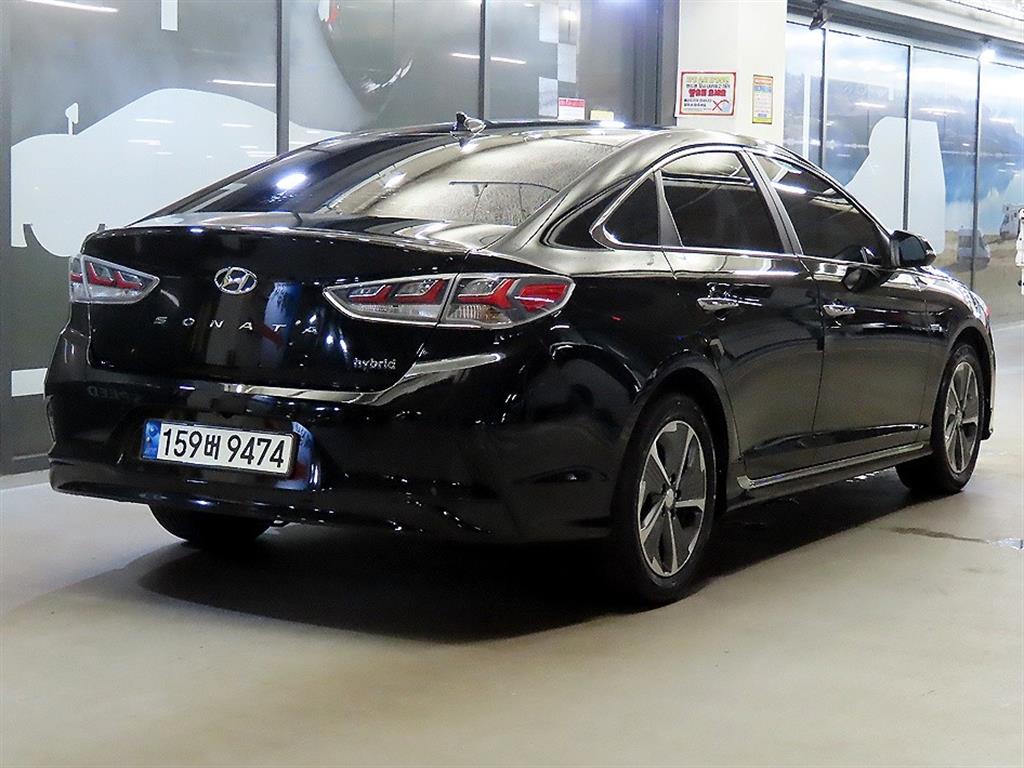 HYUNDAI Sonata - Vista 4