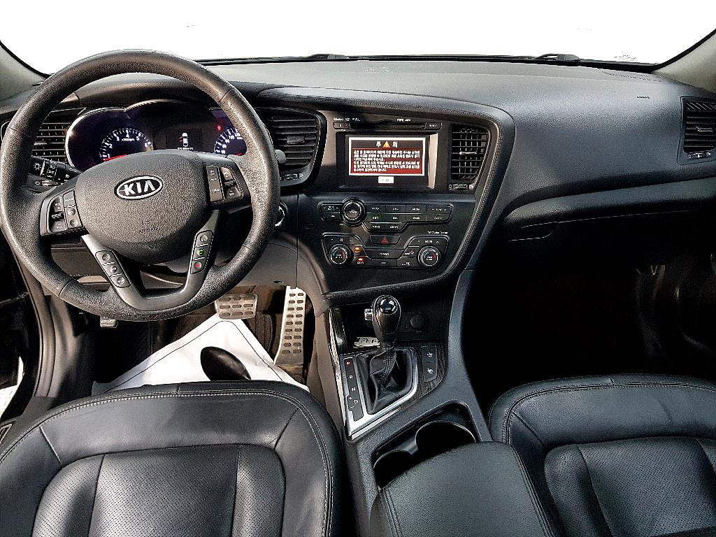 KIA K5 - Vista 5