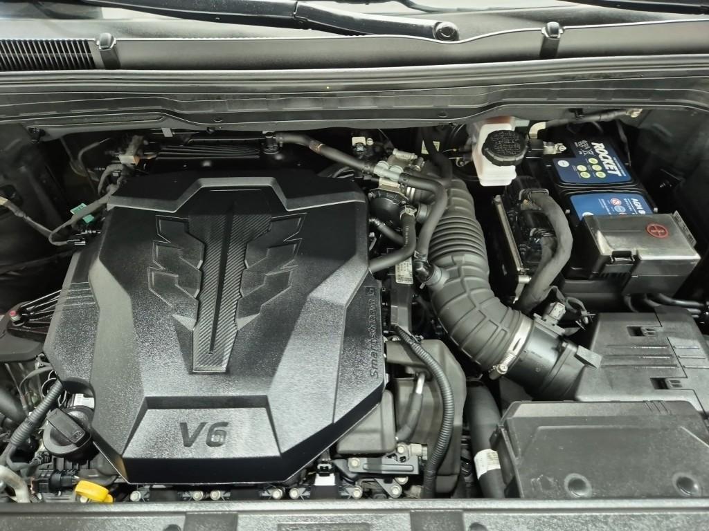 KIA Carnival - Vista 5
