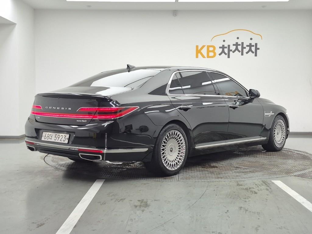 Genesis G90 - Vista 4