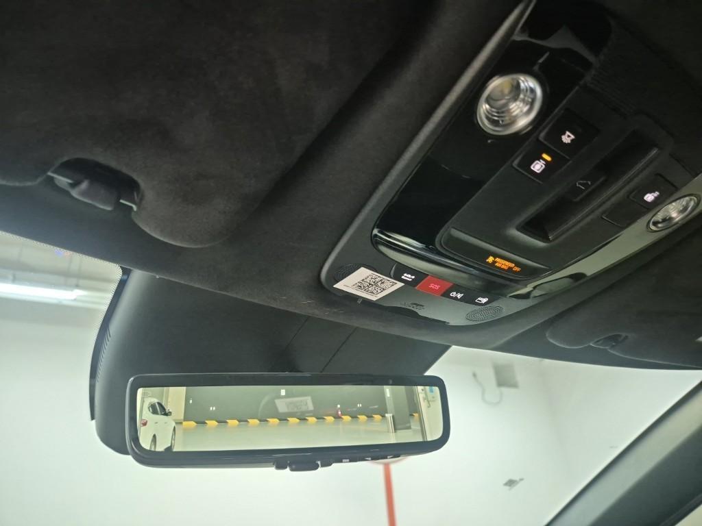 KIA EV6 - Vista 5