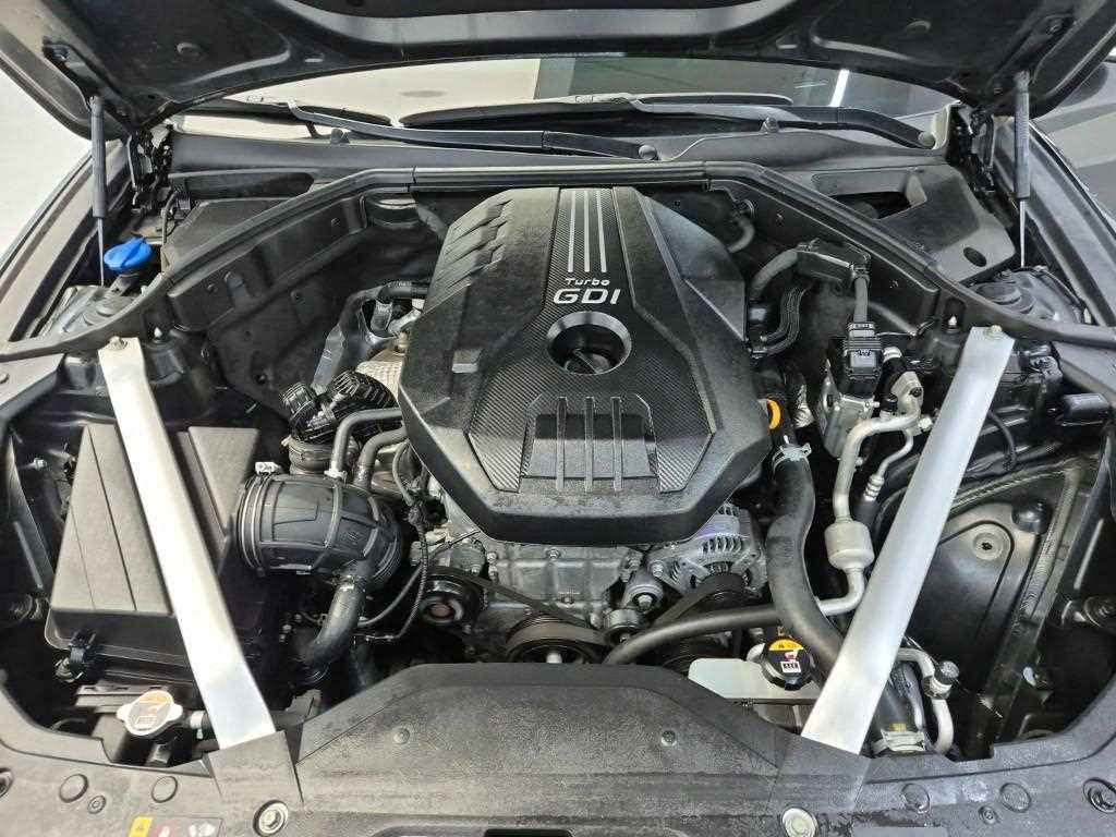 Genesis G70 - Vista 5