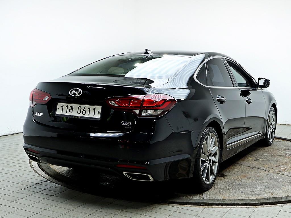 HYUNDAI Aslan - Vista 4