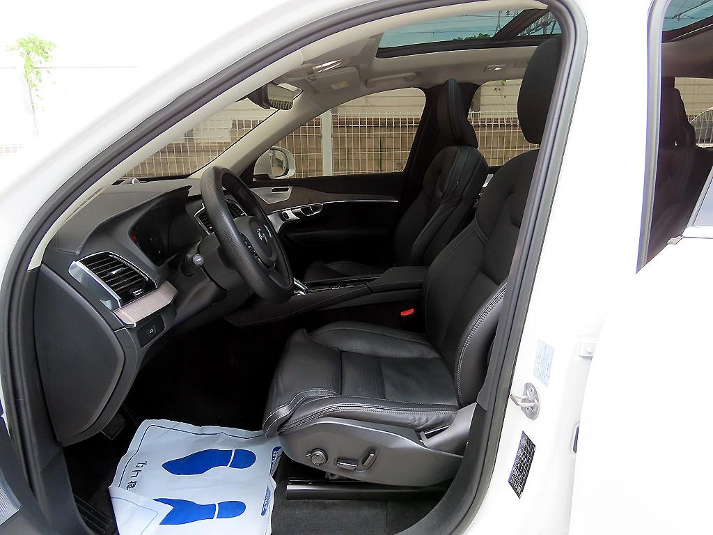 Volvo XC90 - Vista 5