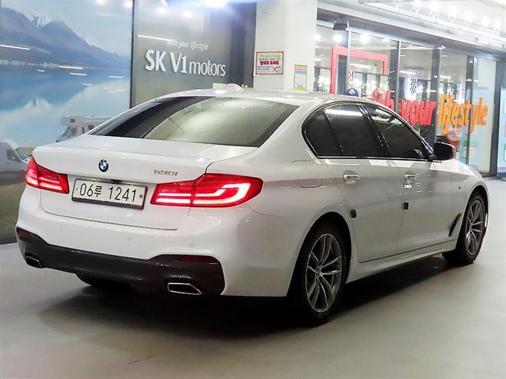 BMW 5 Series - Vista 4