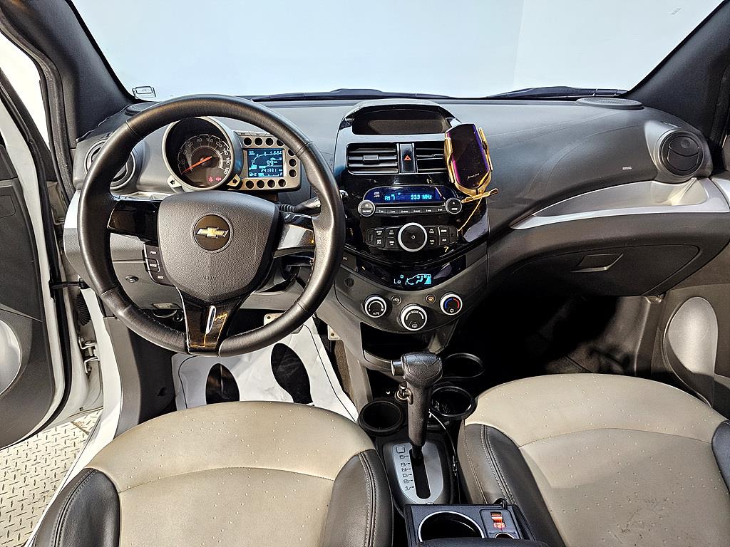 Chevrolet Spark - Vista 5