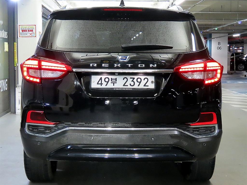 Ssangyong Rexton - Vista 5