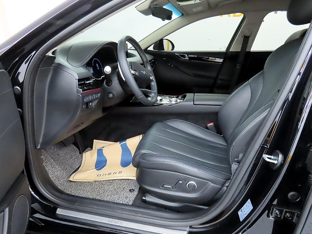 Genesis G80 - Vista 5