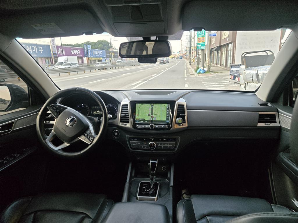 Ssangyong Rexton - Vista 5