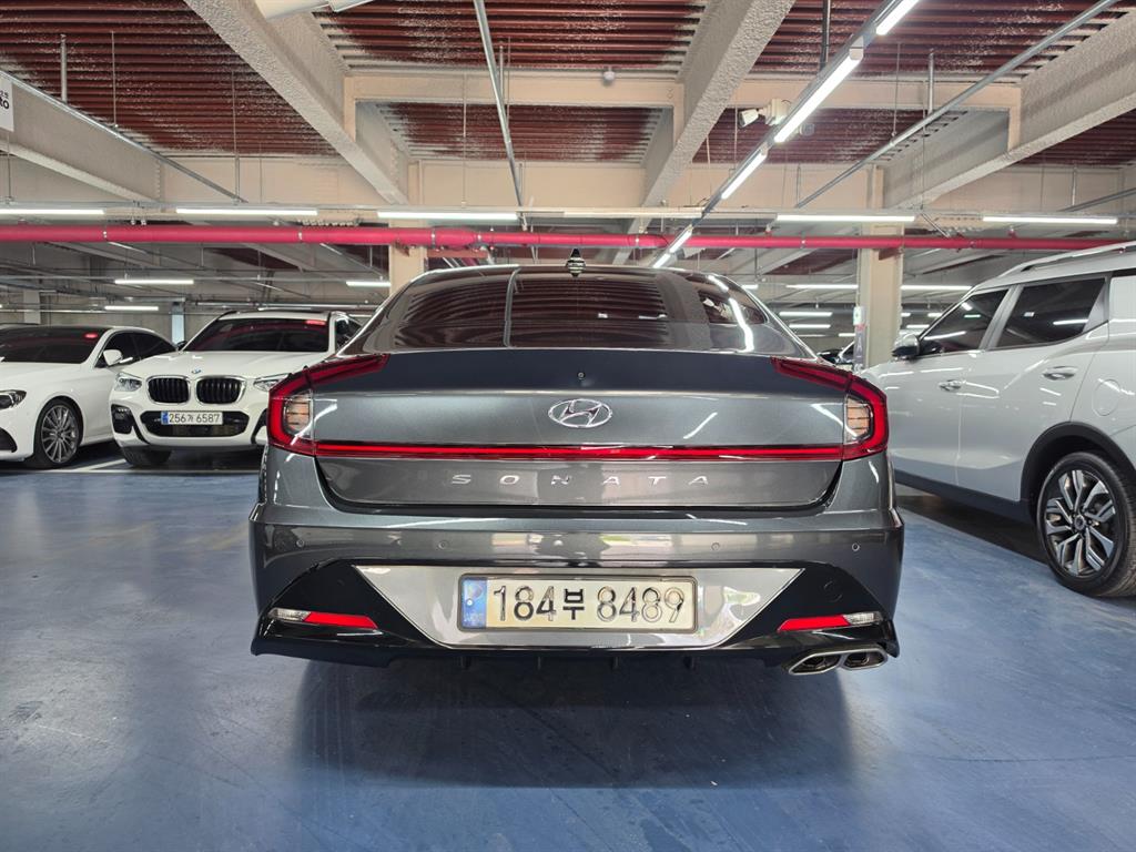 HYUNDAI Sonata - Vista 4