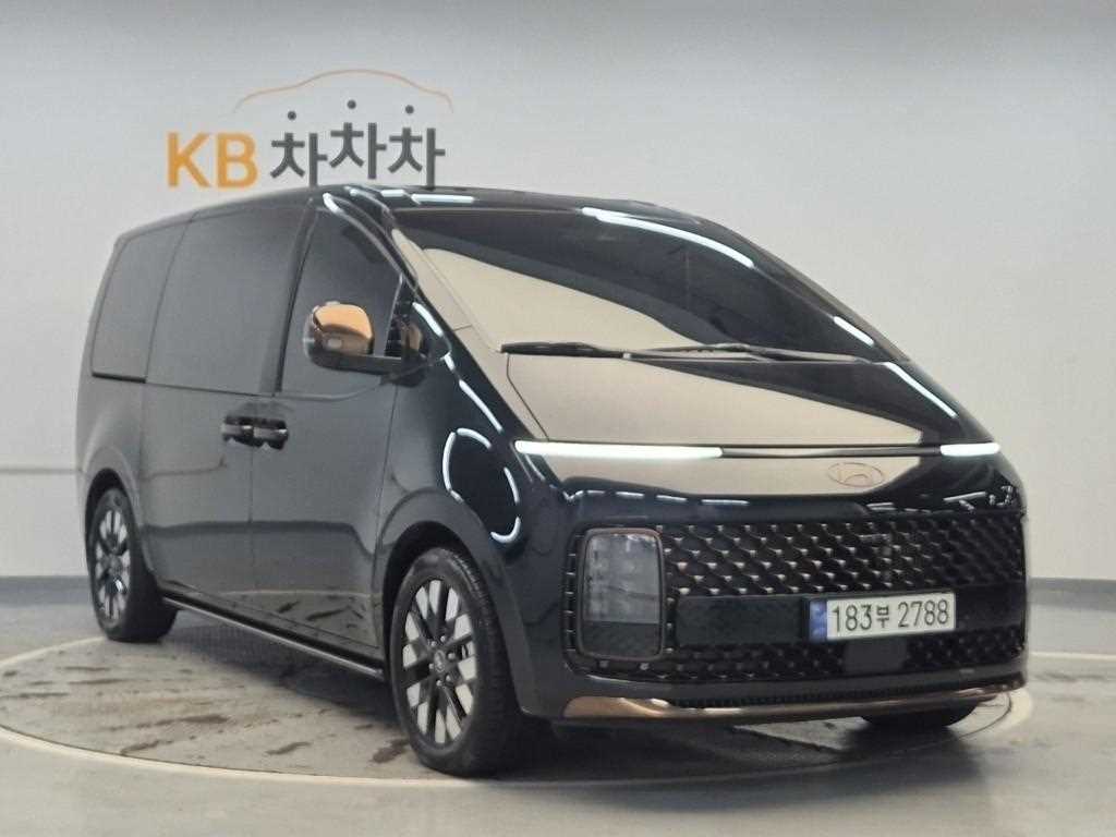 HYUNDAI Staria - Vista 4